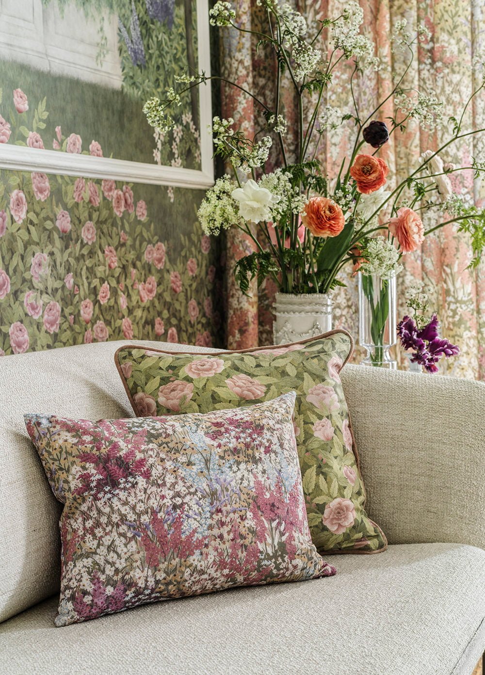 floral wallpaper with matching fabric